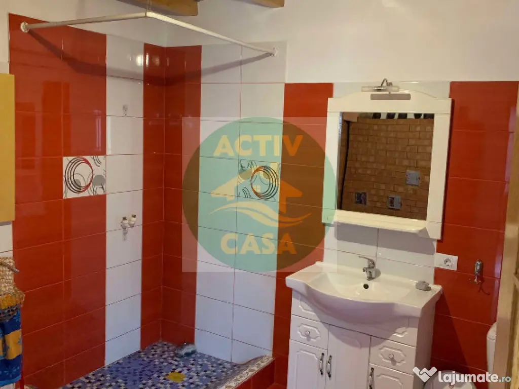 Casa de vanzare, zona Liceului nr.2-Roman