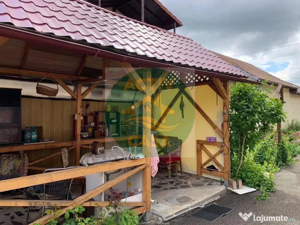 Casa de vanzare, zona Liceului nr.2-Roman