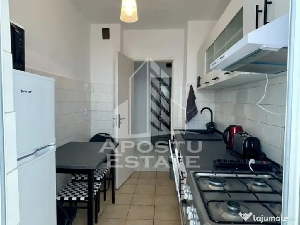 Apartament cu trei camere decomandat Bd. Cetatii