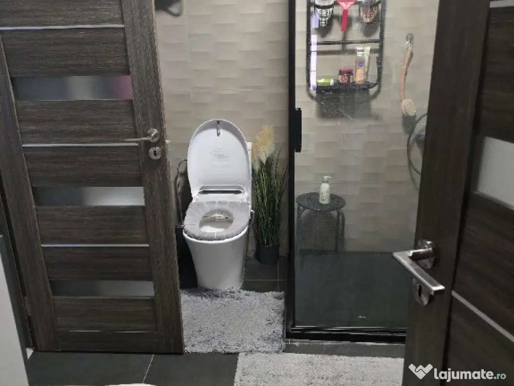 Ap la casa 3 cam SC 96 mp , Central , gaz ,renovat lux ,dotat