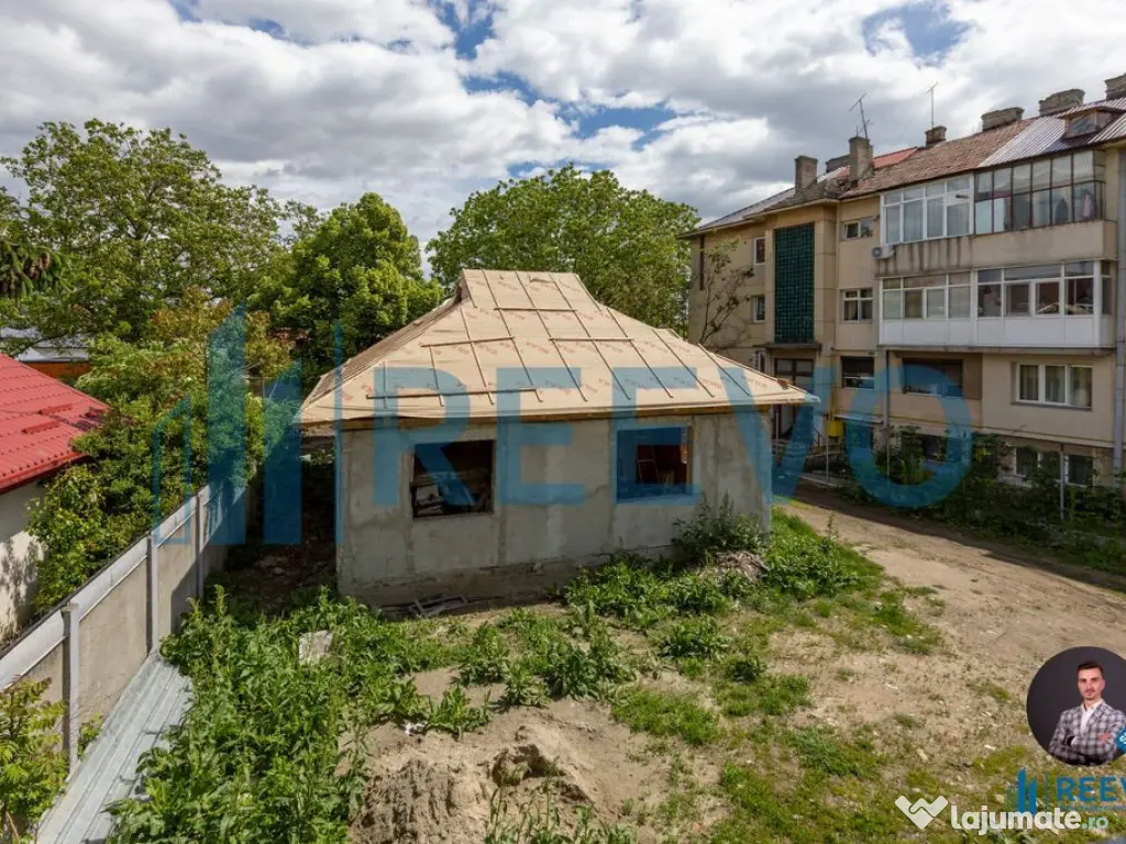 Casă de vânzare, centrală, pe str. Oituz, Bacău