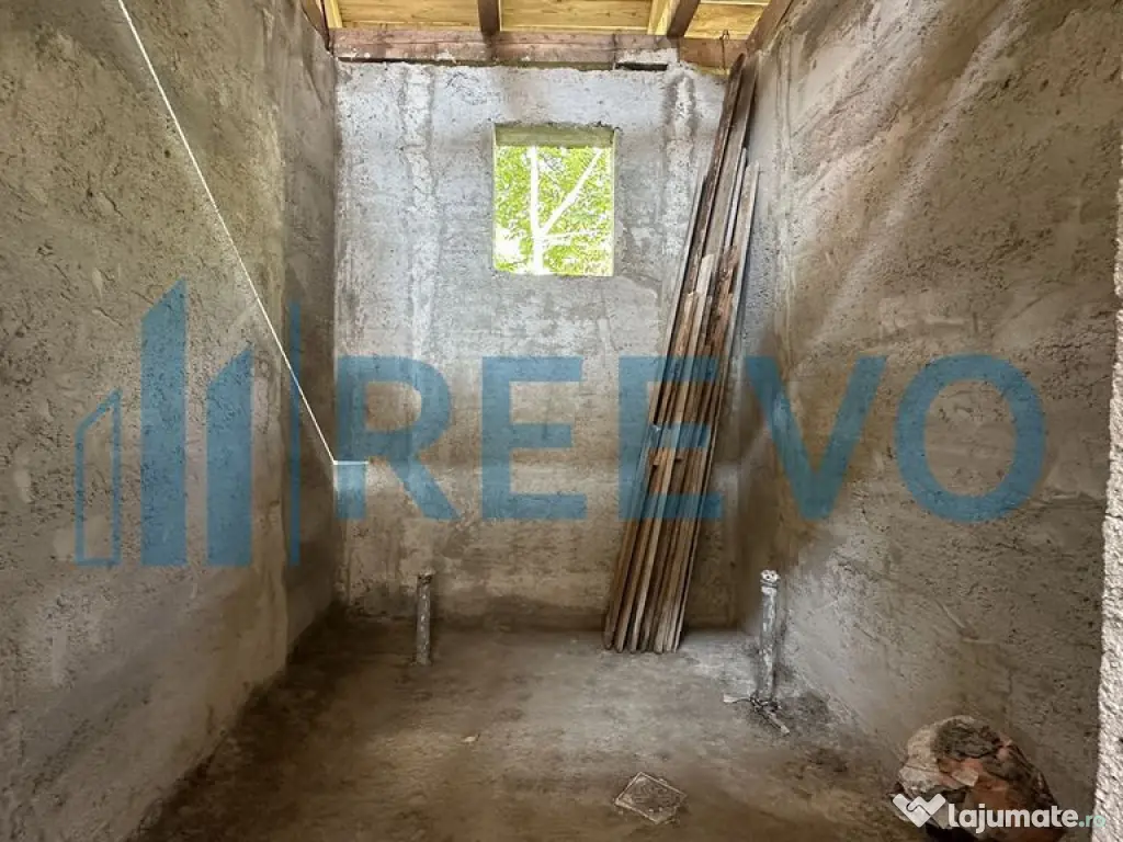 Casă de vânzare, centrală, pe str. Oituz, Bacău