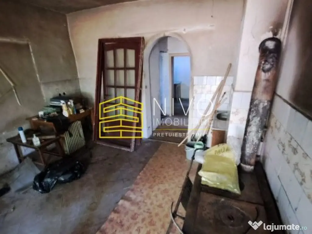 Casă singur în curte – Mureș – Mureșeni