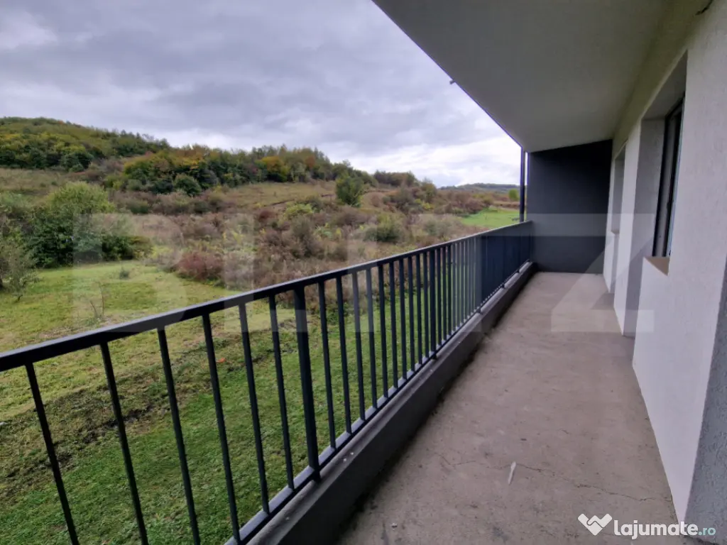 Apartament cu 3 camere, 62 mp, terasa cu panorama, parcare c