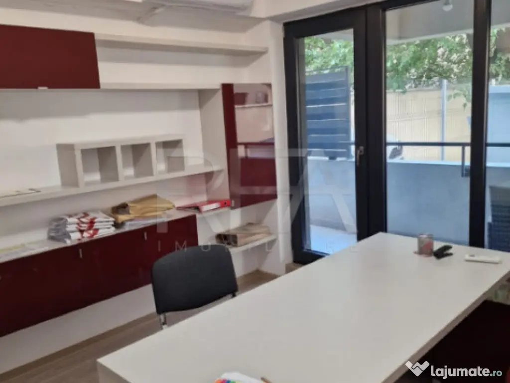 4 camere cu terasa si gradina + 2 locuri de parcare - Banu