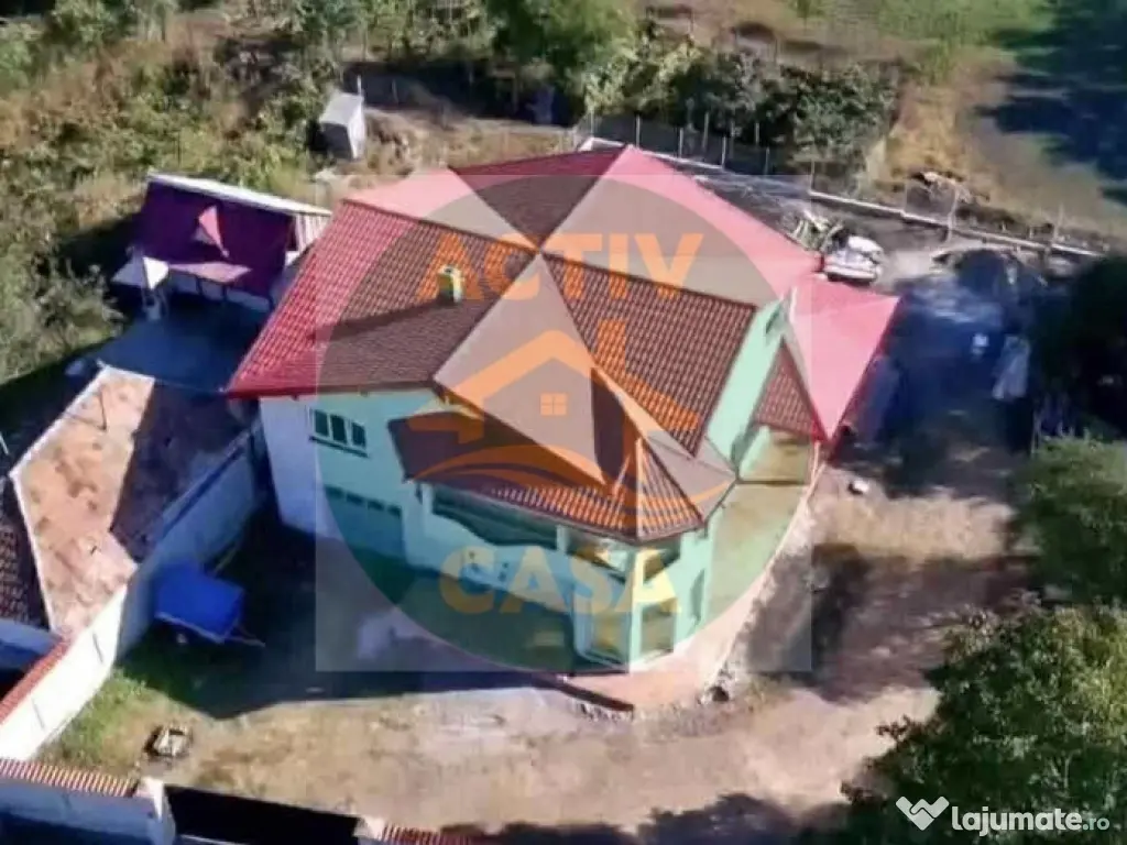 Casa de vanzare zona Gadinti