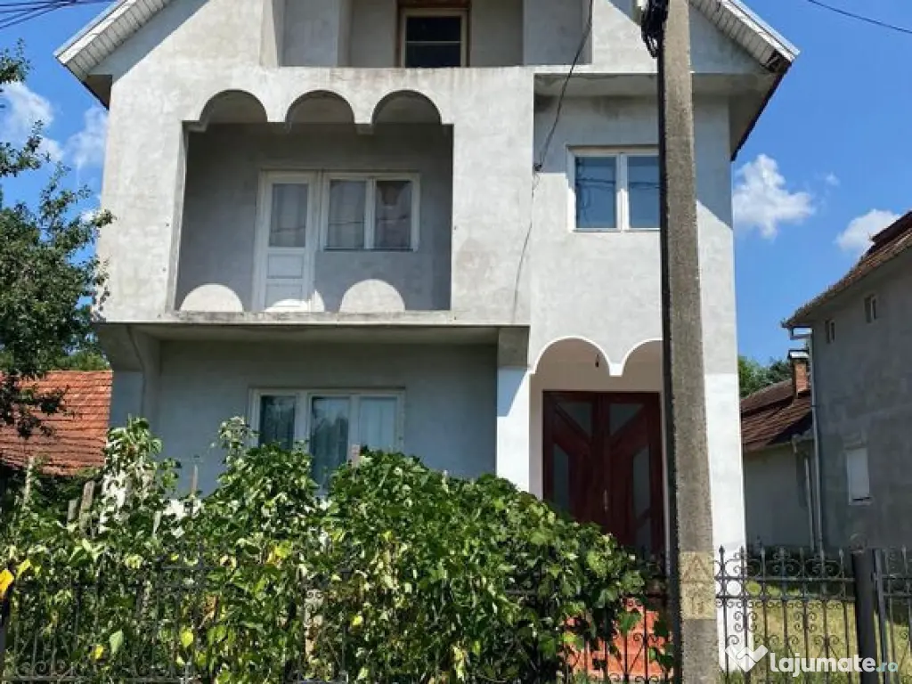 Casa in inima localitatii Certeze 