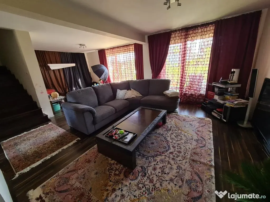 Casa duplex in Unirea