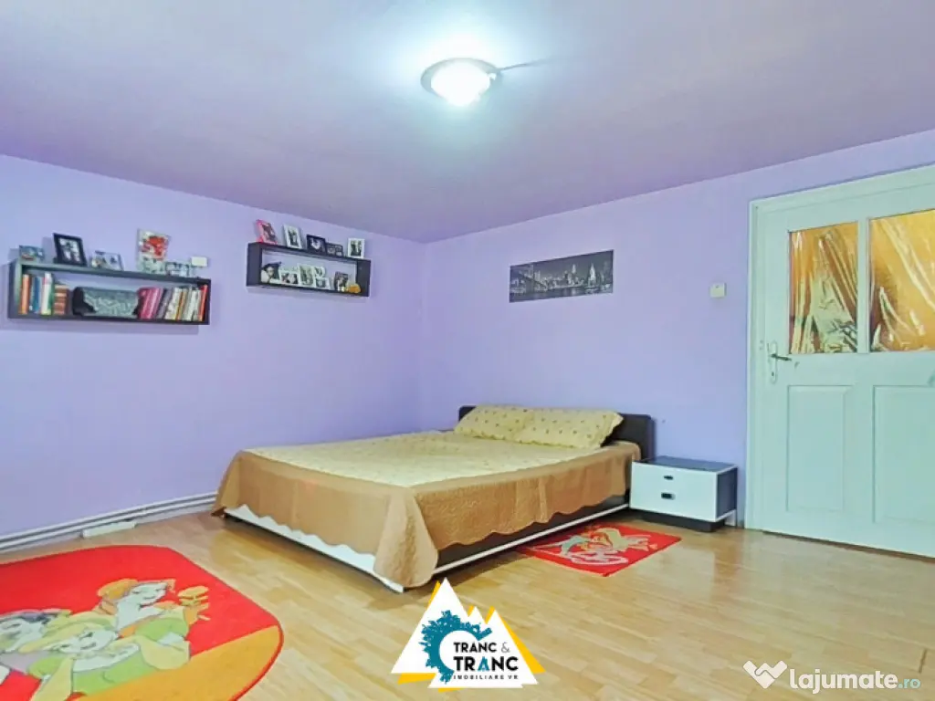 Casă spațioasă cu 4 camere de vânzare – Comuna Aluniș, județul Arad 