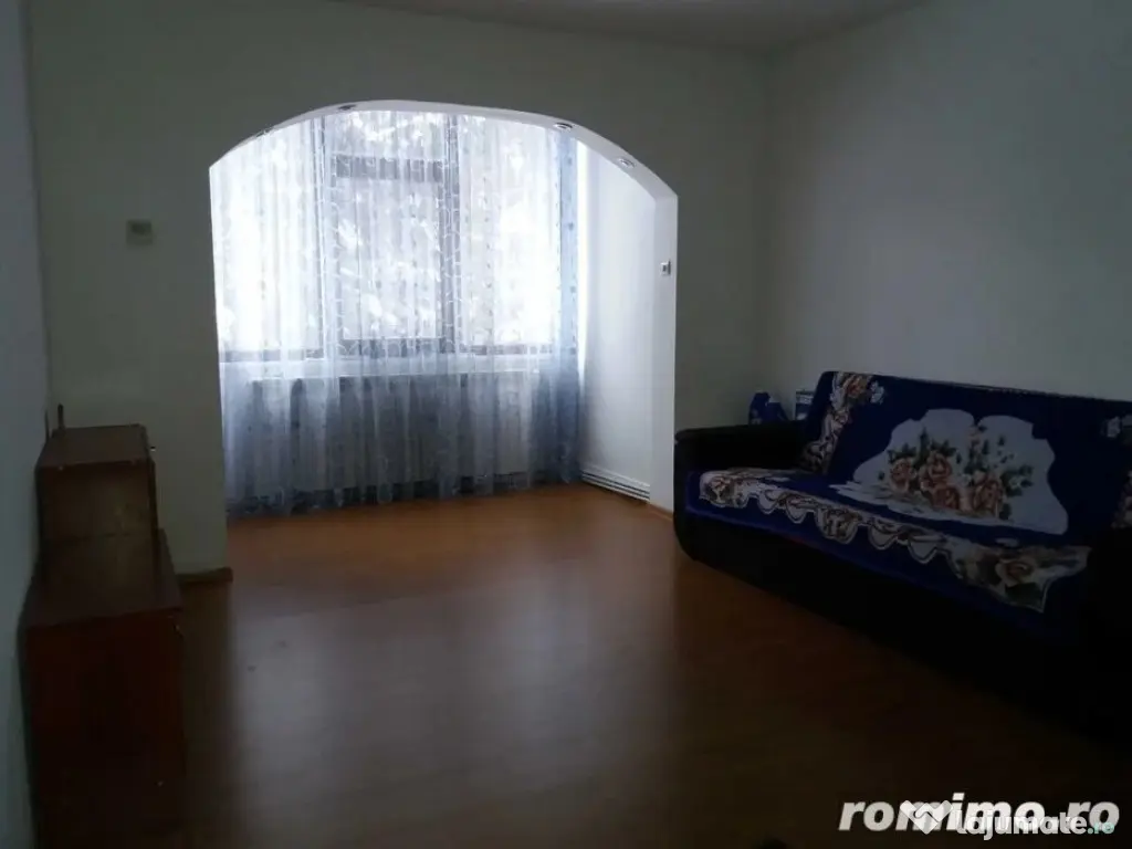 2 camere in zona Dacia