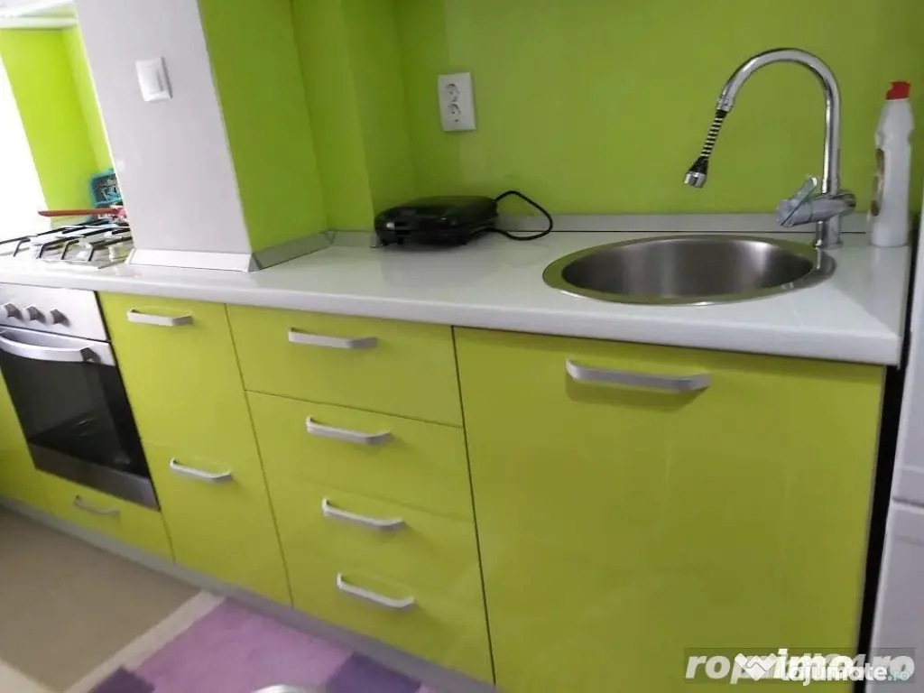 Garsoniera - zona Lipovei