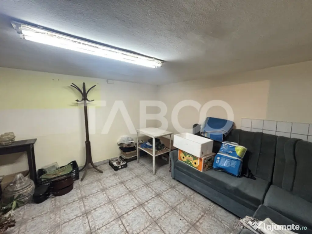 Casa de vanzare cu 3 camere si gradina in zona Turnisor Sibi 