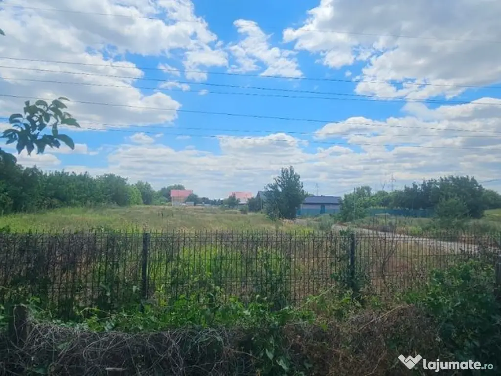 Loturi teren 590 mp - Vanatori, jud Galati, 43 mp negociabil