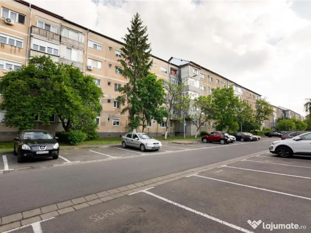 RECO apartament 3 camere Nufarul 