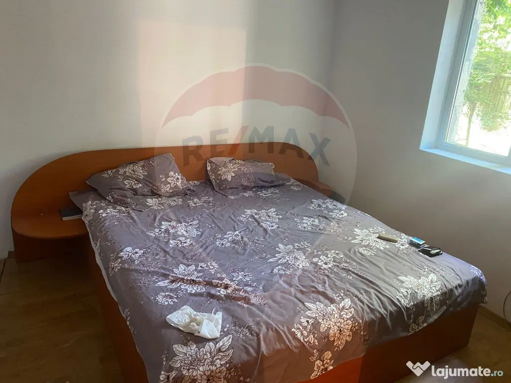 Teren 299.96mp Voluntari, casa 70 mp demolabila/renovabila 