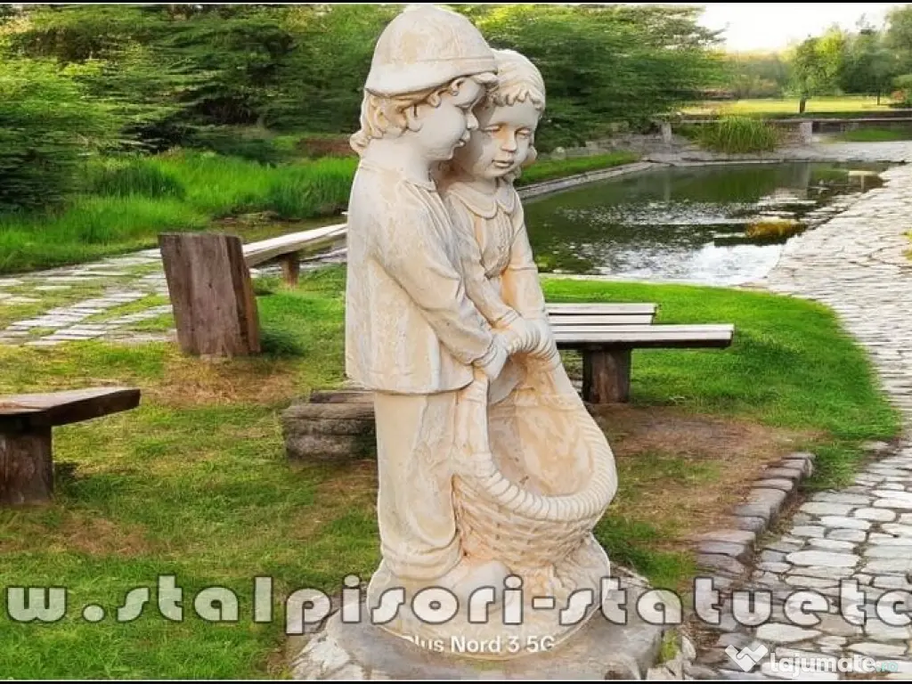 Set copii cu soclu, galben patinat, model S7-S27. 