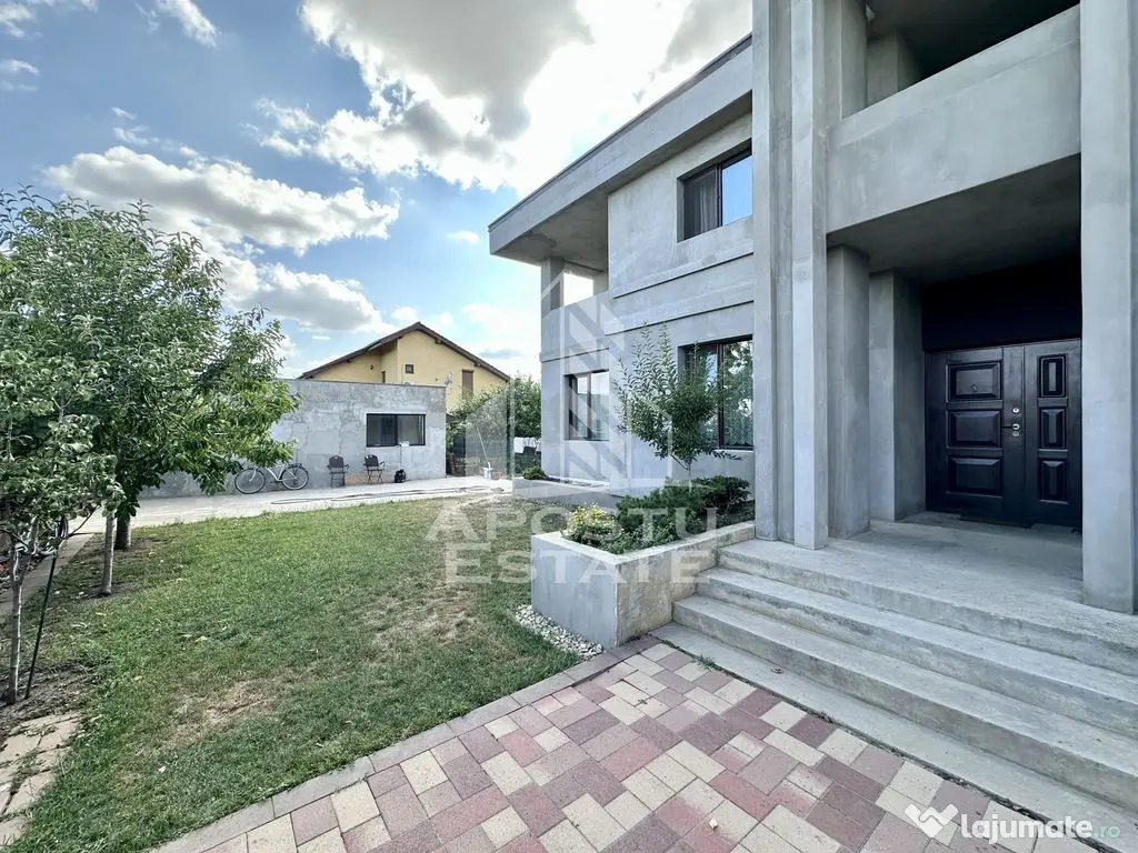Vila moderna cu 6 camere si 2 garaje, teren 750 mp, Dumbr... 