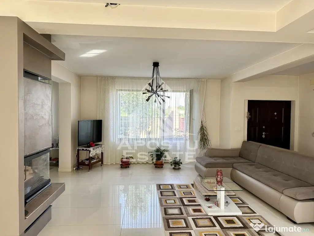 Vila moderna cu 6 camere si 2 garaje, teren 750 mp, Dumbr... 