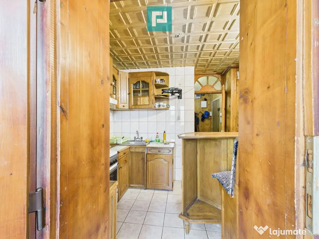 Apartament cu 3 camere în zonă de maxim interes 