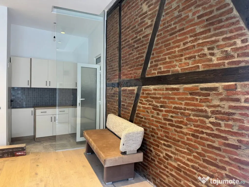 Garsonieră modernă ultracentrală, str. Honterus 