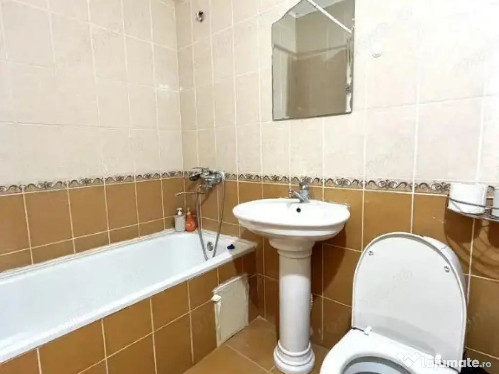 Garsoniera in zona Izvor 