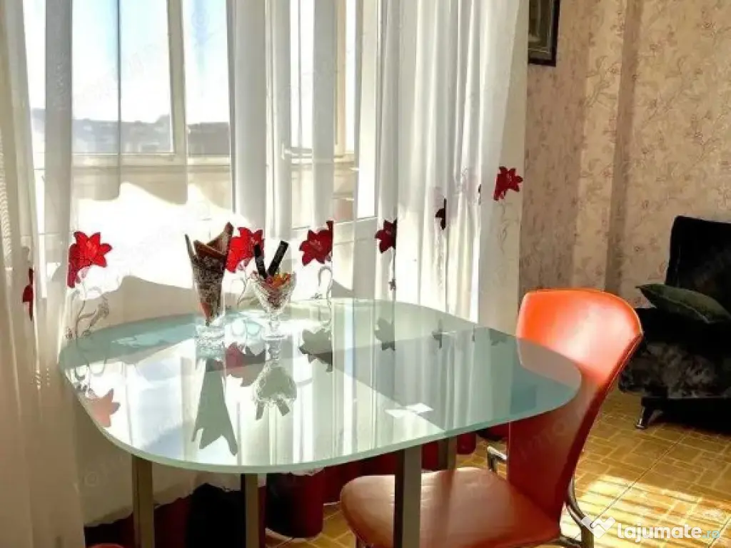 Garsoniera in zona Izvor 