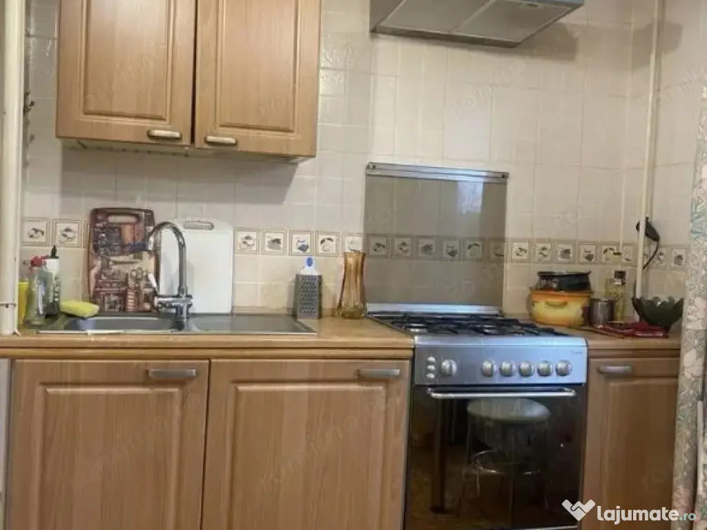 Garsoniera in zona Izvor 