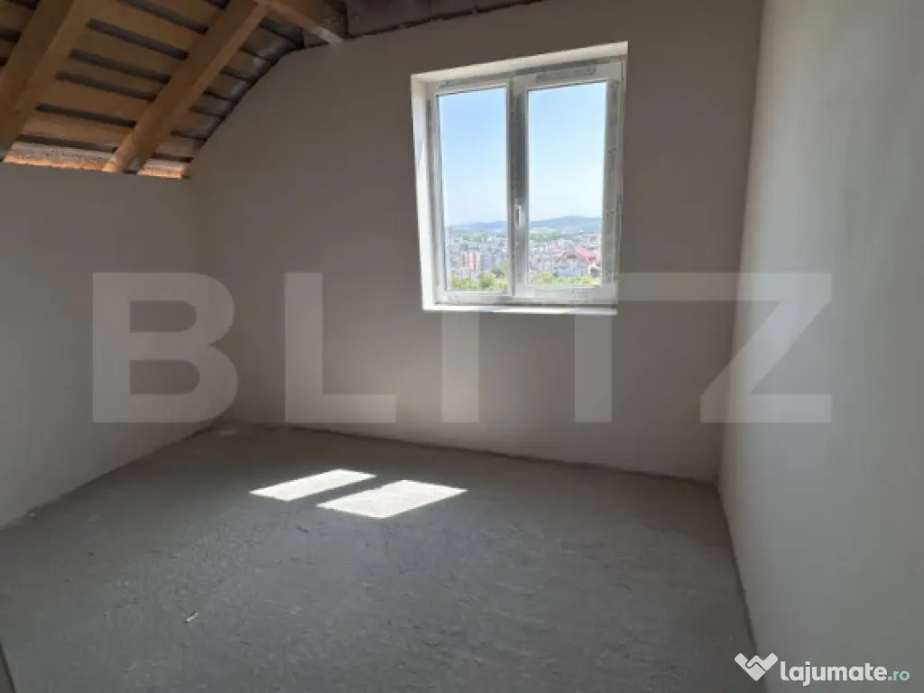 Casă nouă, priveliște panoramică, 400 mp teren