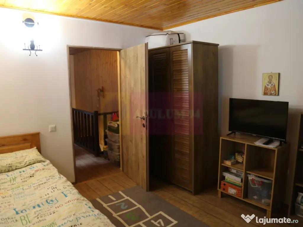 Apartament cu 4 camere de vanzare in Busteni 