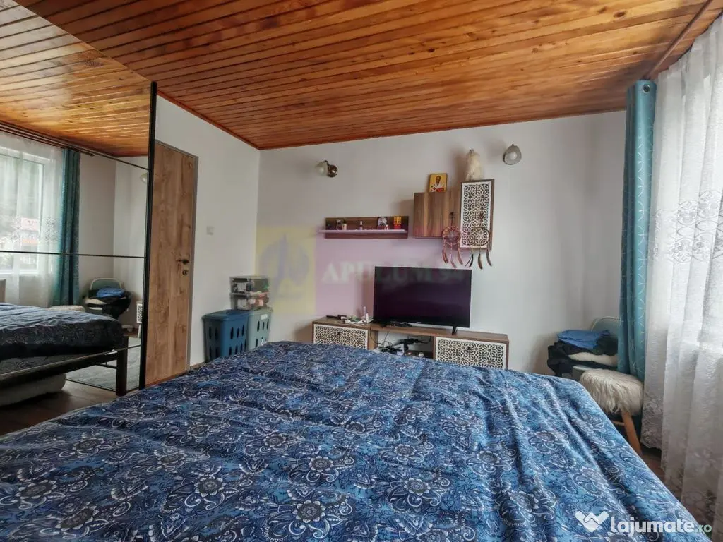 Apartament cu 4 camere de vanzare in Busteni 