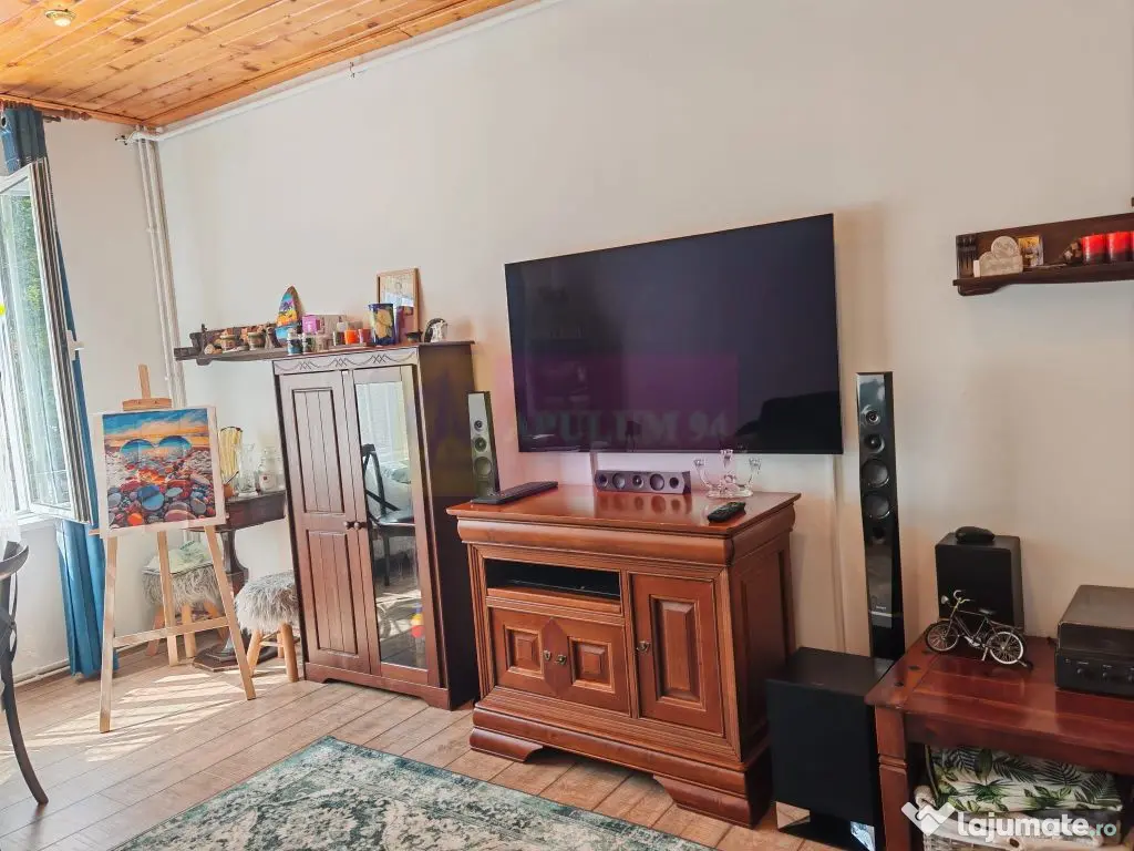 Apartament cu 4 camere de vanzare in Busteni 