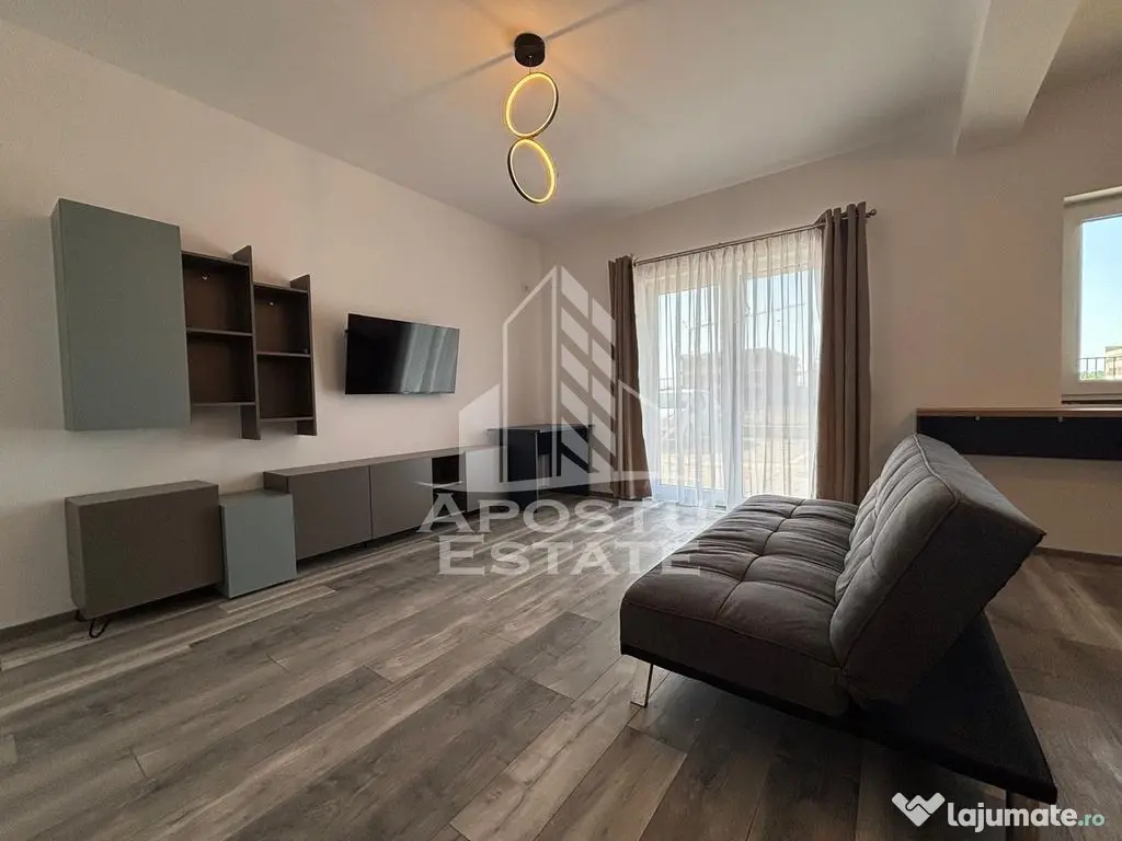 Apartament nou,2 camere si curte de 20 mp,mobilat Toronta...