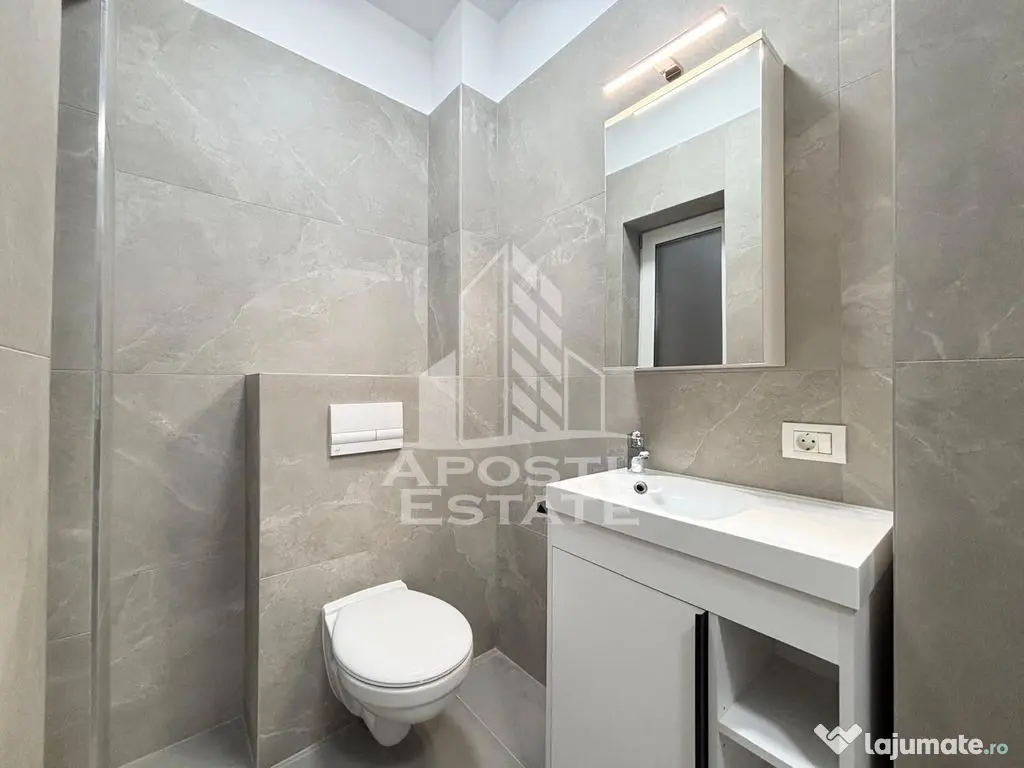 Apartament nou,2 camere si curte de 20 mp,mobilat Toronta...