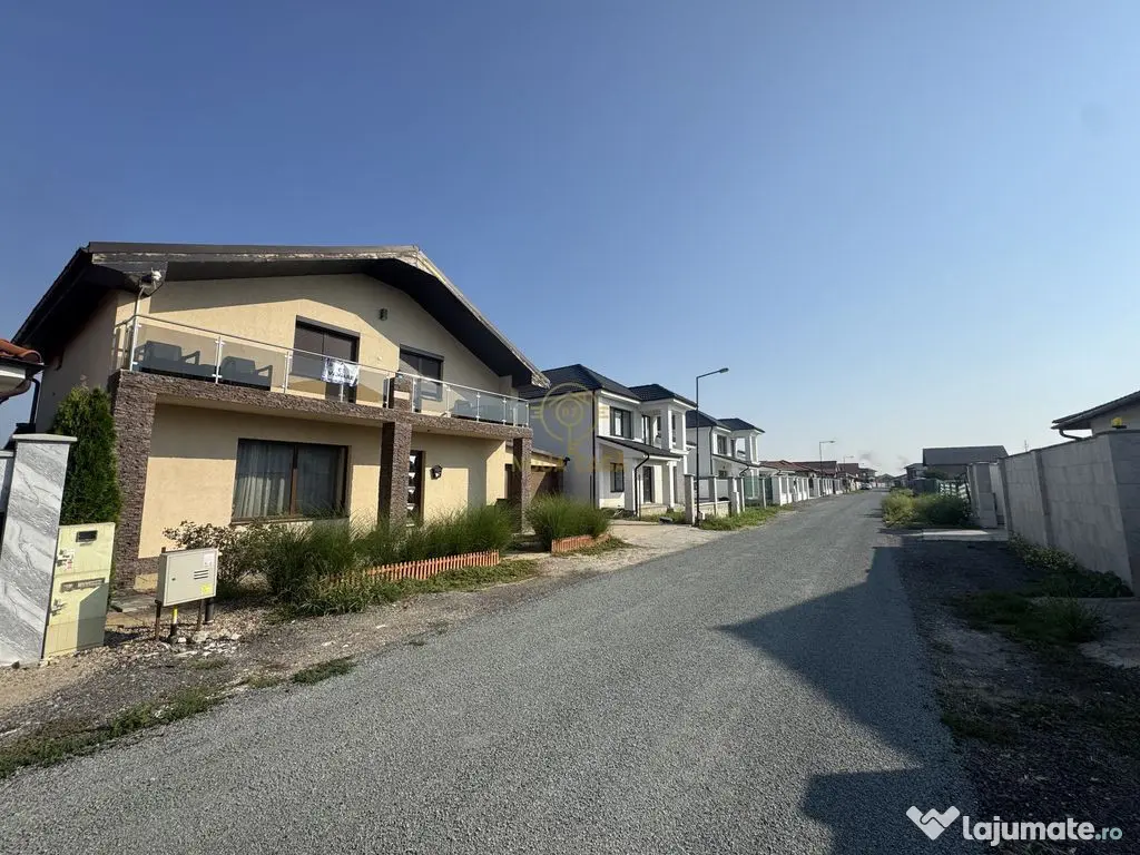 Vila de vanzare /Mobilata Utilata/Carter Rezidential