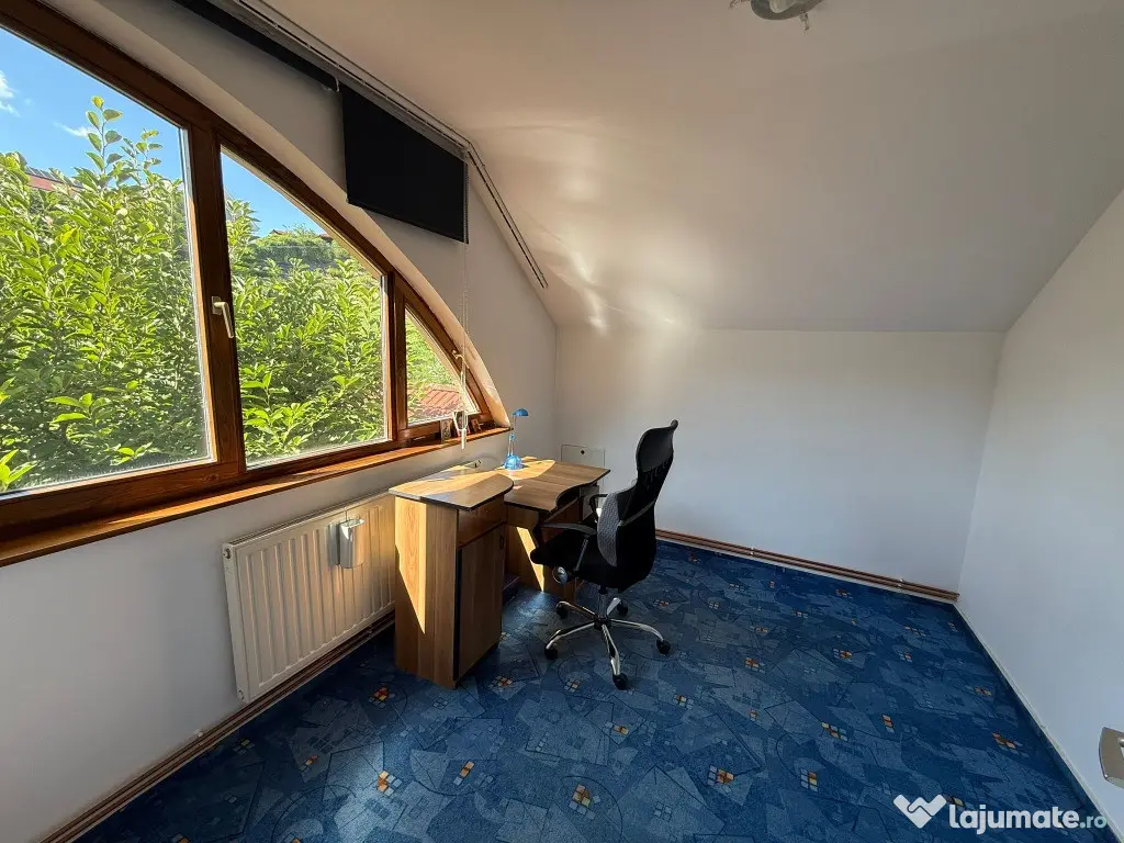 AA/1136 De închiriat casă în Mures- Sancrai