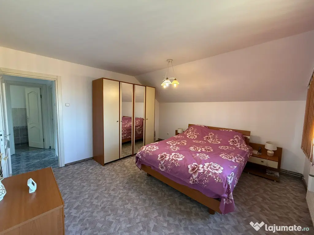 AA/1136 De închiriat casă în Mures- Sancrai