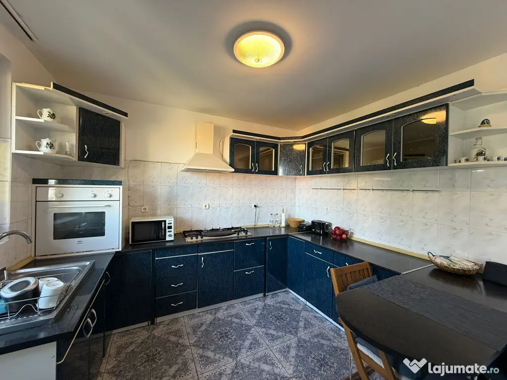 AA/1136 De închiriat casă în Mures- Sancrai