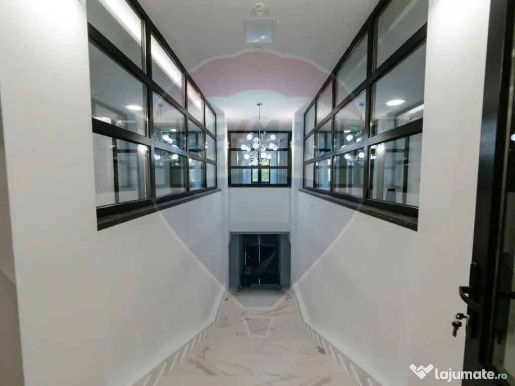 Spațiu comercial ULTRACENTRAL - 2,300mp de închiriat 