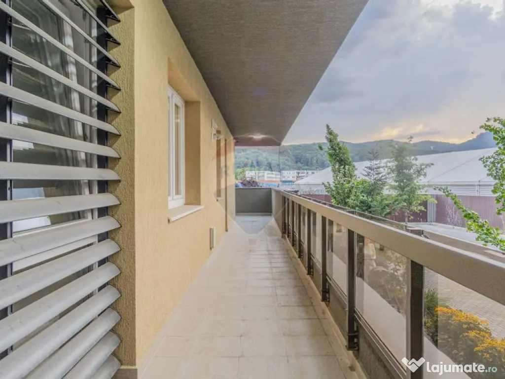 Clinica medicala-9 cabinete- URBAN PLAZA - bloc 15 parter!