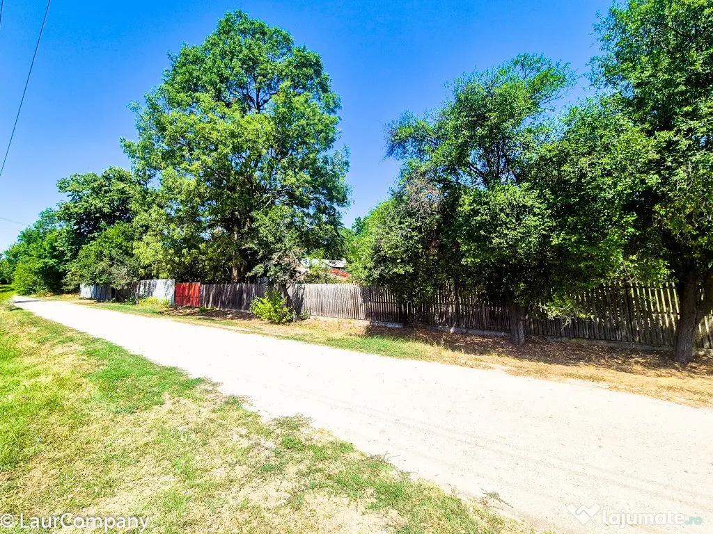 Casa , teren intravilan Urlueni Barla Arges