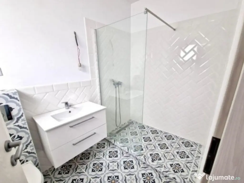 Vanzare casa 3 camere, mobilata si utilata, teren 500 mp