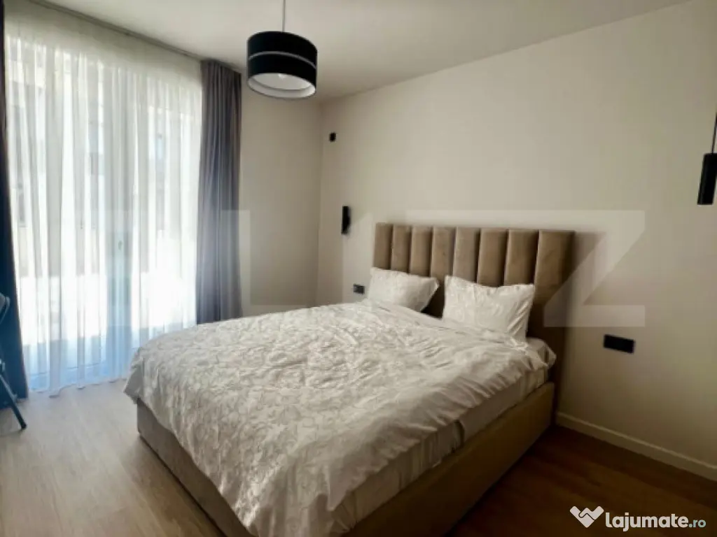 Exclusiv! Apartament 3 camere 75 mp, terasa 82 mp, 2 parcari