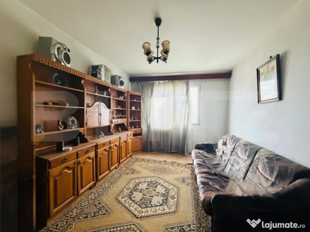 Apartament cu 3 camere, 48,91 mp, de renovat, zona Micro 3