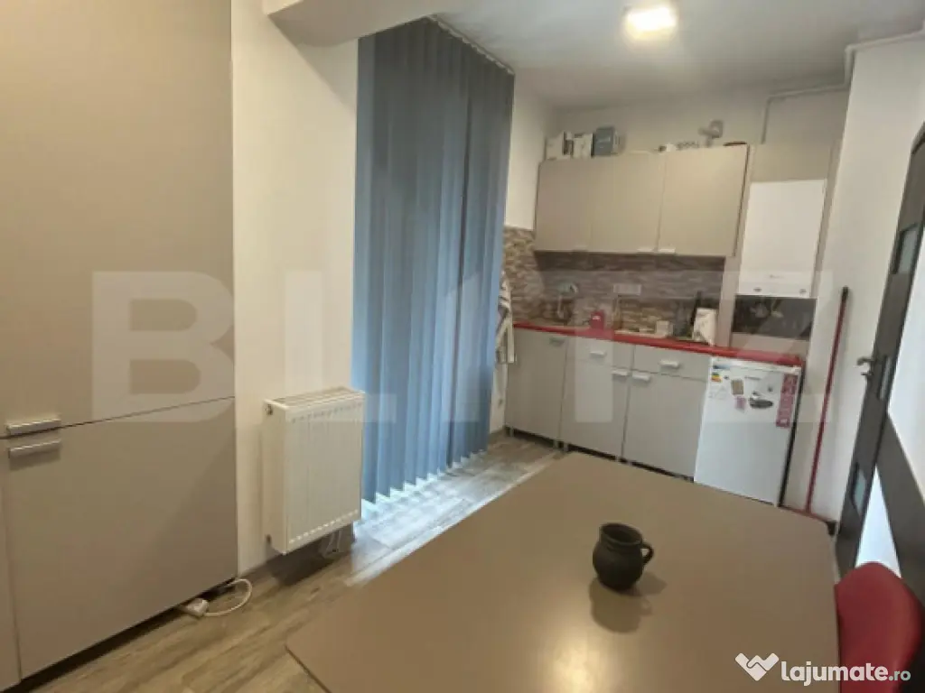 Apartament cu 3 camere, ideal pentru activitati de birou, zo