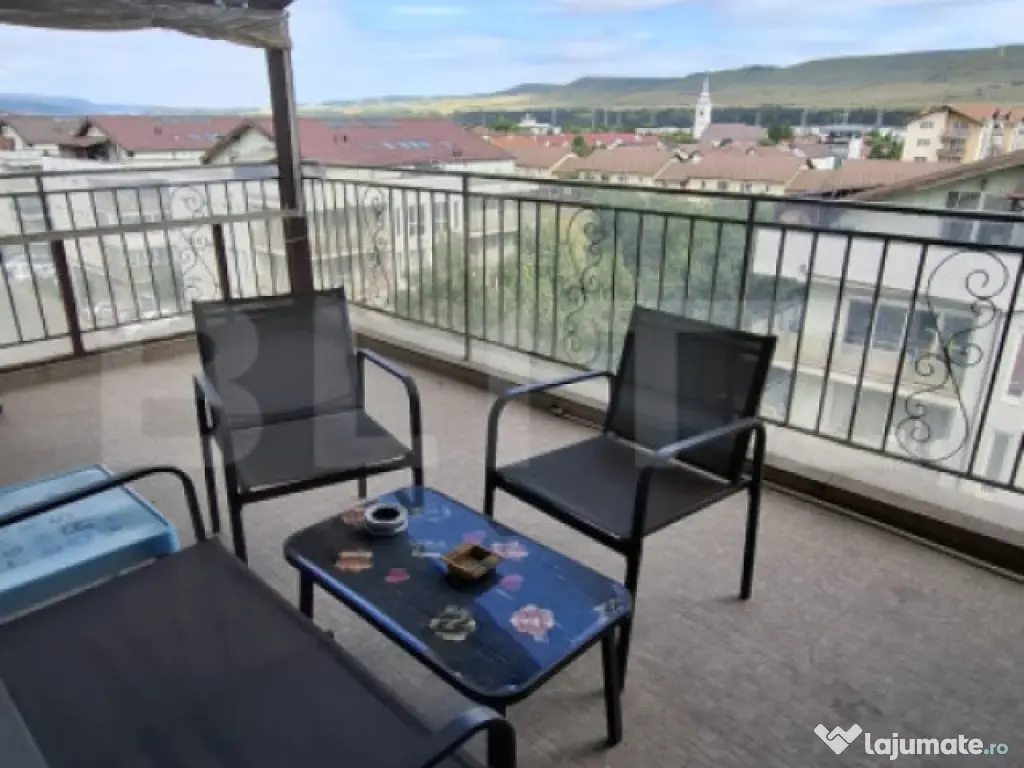 Apartament cu 3 camere 65mp +Terasa 15mp +Parcare, ,zona Ero