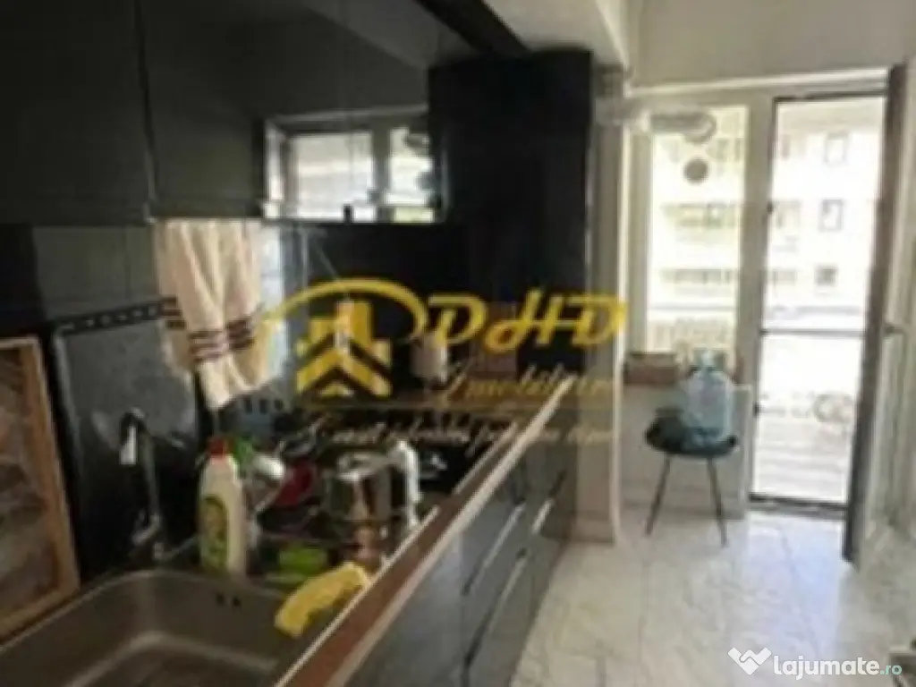 Apartament cu 2 camere situat la Royal Town 