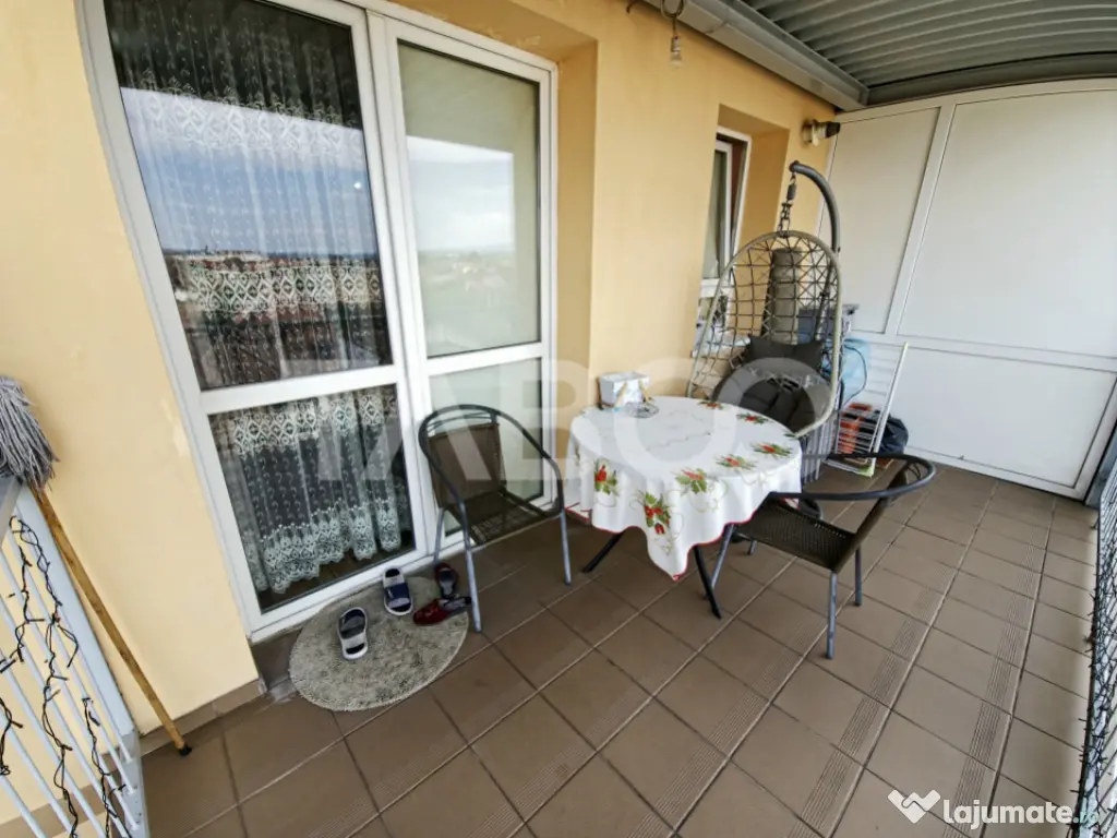 Apartament de vanzare 73mp 2 camere etaj intermediar terasa 