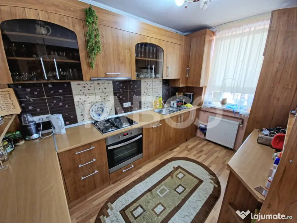 Apartament de vanzare 73mp 2 camere etaj intermediar terasa 