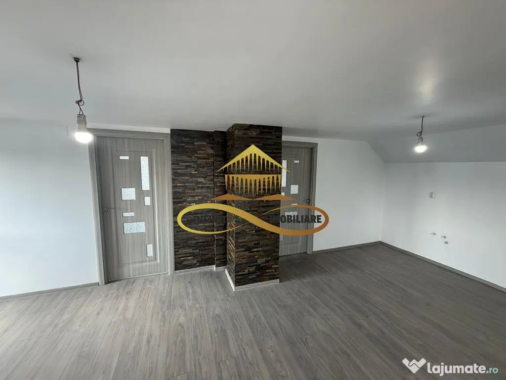 Casa de vanzare in Bacau Saucesti spatioasă cu etaj separat 