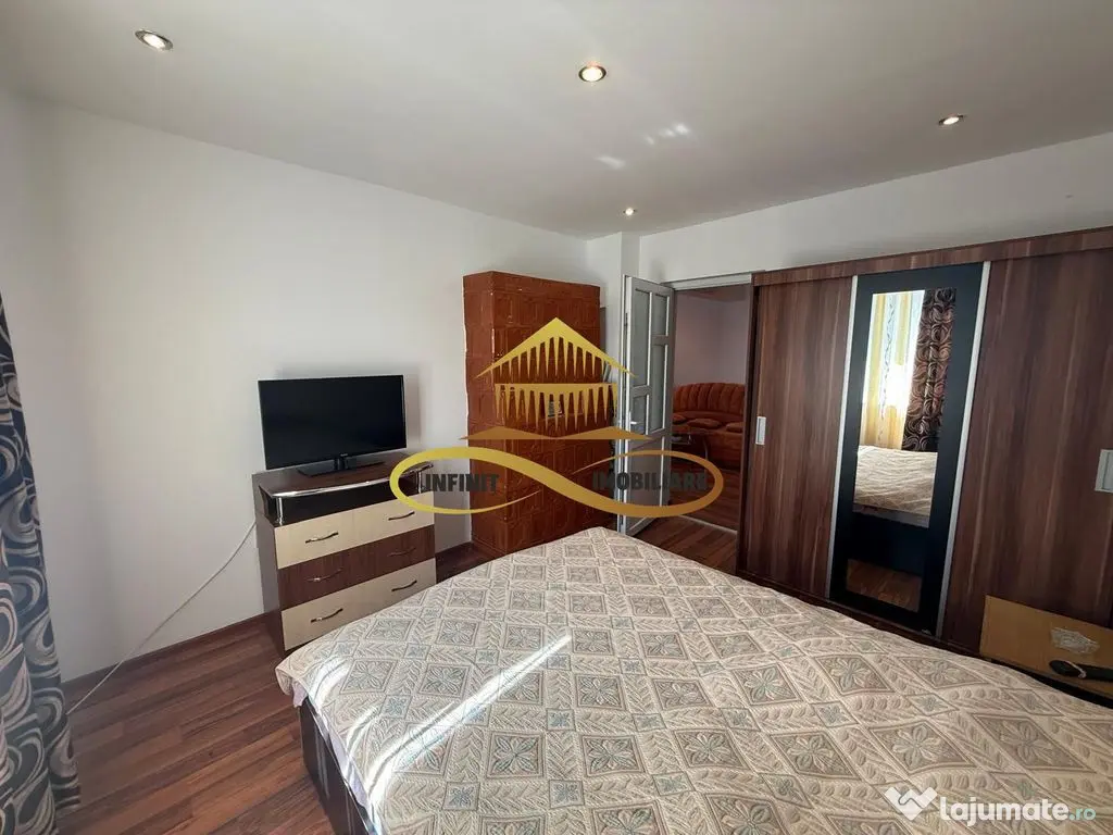 Casa de vanzare in Bacau Saucesti spatioasă cu etaj separat 